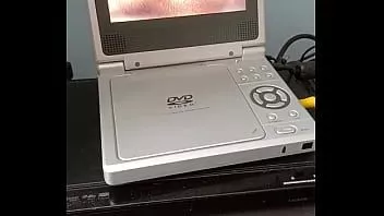 play Моя лучшая дрочка и кончил под порно с vhs