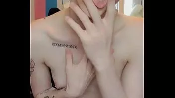 play Ts sonbahar yağmuru tamamen yağlı ve vibratöründen boşalan