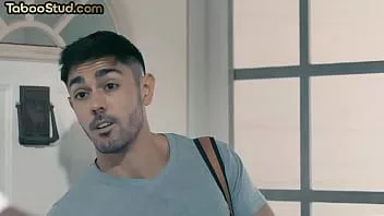 تشغيل وشم مسمار العضلات أسفل سرج و قذف المني من قبل فرنك بلجيكي أعلى
