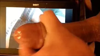 Reproduzir Meu amigo cafetão geilerspritzercb me faz uma homenagem