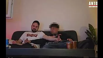 تشغيل الرجيج المتبادل مع صديق مستقيم