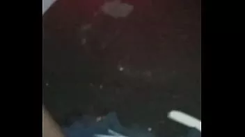 Putar Mobil keras, erangan keras = cumshot terangsang