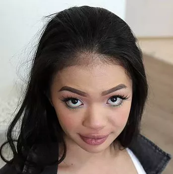 Gwiazda porno Paisley Paige