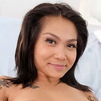Pornoster Yumi Sin